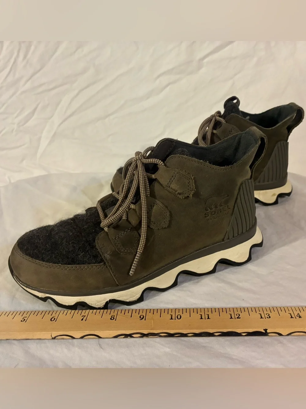 Sorel Women's Kinetic Impact Caribou Plus Waterproof